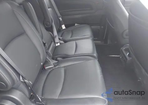 2022 Honda Odyssey Touring z USA, uszkodzony, nr VIN 5FNRL6H8XNB043345